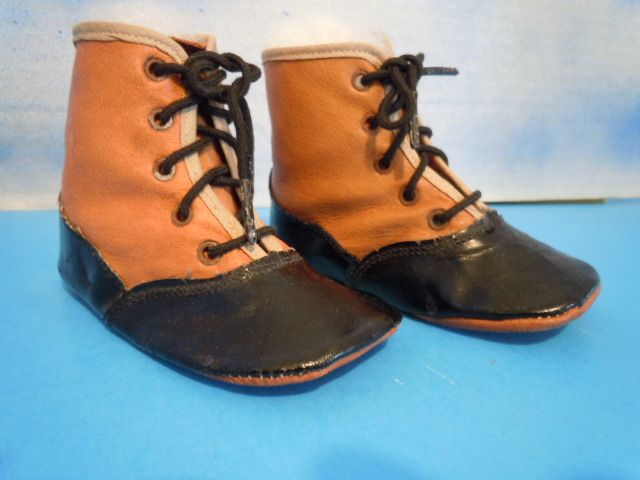 Antique Doll Baby Child High Top 2 Tone Leather Shoes Antique Doll Baby Child High Top 2 Tone Leather Shoes