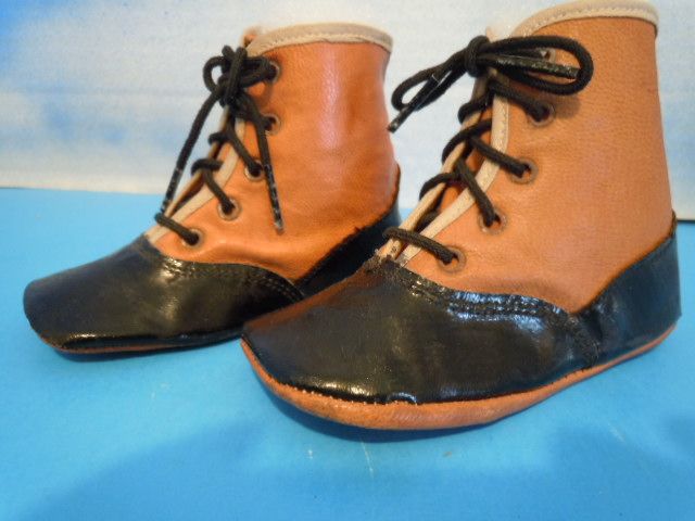 Antique Doll Baby Child High Top 2 Tone Leather Shoes Antique Doll Baby Child High Top 2 Tone Leather Shoes