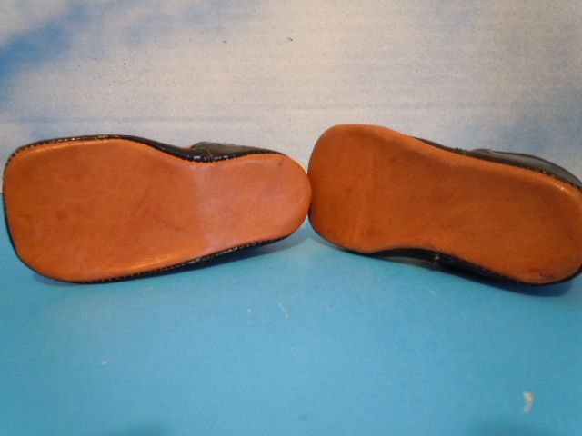 Antique Doll Baby Child High Top 2 Tone Leather Shoes Antique Doll Baby Child High Top 2 Tone Leather Shoes