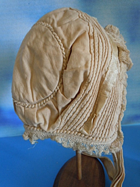 Antique Beige Bonnet for (M) Doll Antique Beige Bonnet for (M) Doll