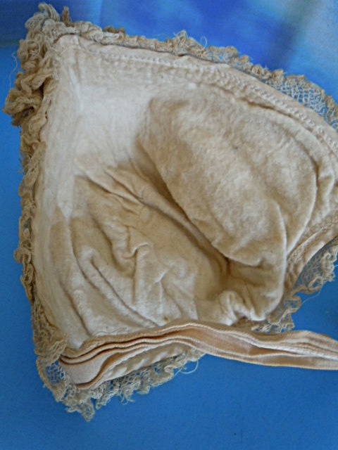 Antique Beige Bonnet for (M) Doll Antique Beige Bonnet for (M) Doll
