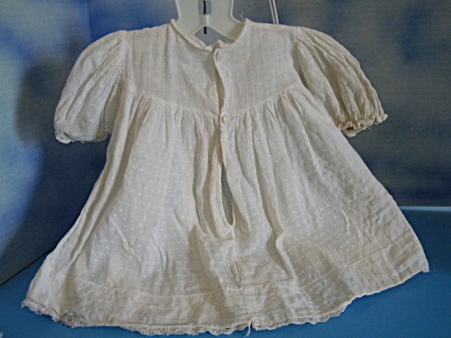Vintage Whtite Swiss Dot Dress for (L) Composition Baby Doll Vintage Whtite Swiss Dot Dress for (L) Composition Baby Doll