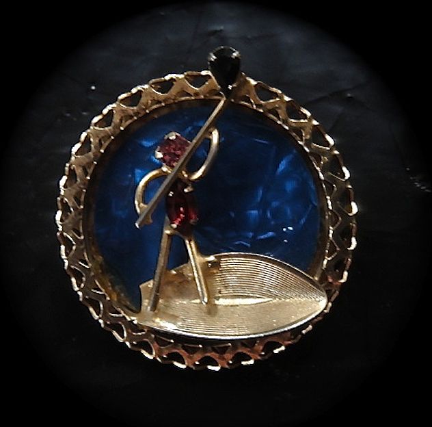 1965 Hobe Gold Tone Rhinestone Surfer Brooch 1965 Hobe Gold Tone Rhinestone Surfer Brooch