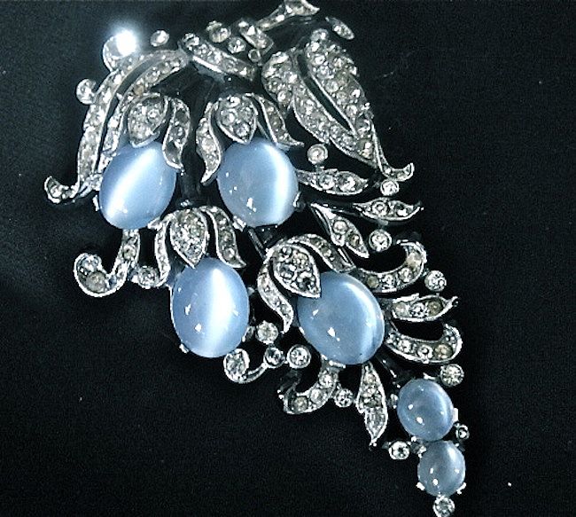 1940 Trifari Rhinestone Enamel Fur Clip- 1940 Trifari Rhinestone Enamel Fur Clip-