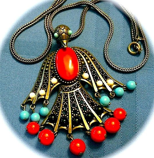 Vintage Silver Tone Dangling Bead Jointed Bird Pendant Necklace Vintage Silver Tone Dangling Bead Jointed Bird Pendant Necklace