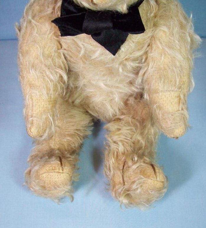 Sweet Vintage Mohair Teddy Bear With Glass Eyes Sweet Vintage Mohair Teddy Bear With Glass Eyes