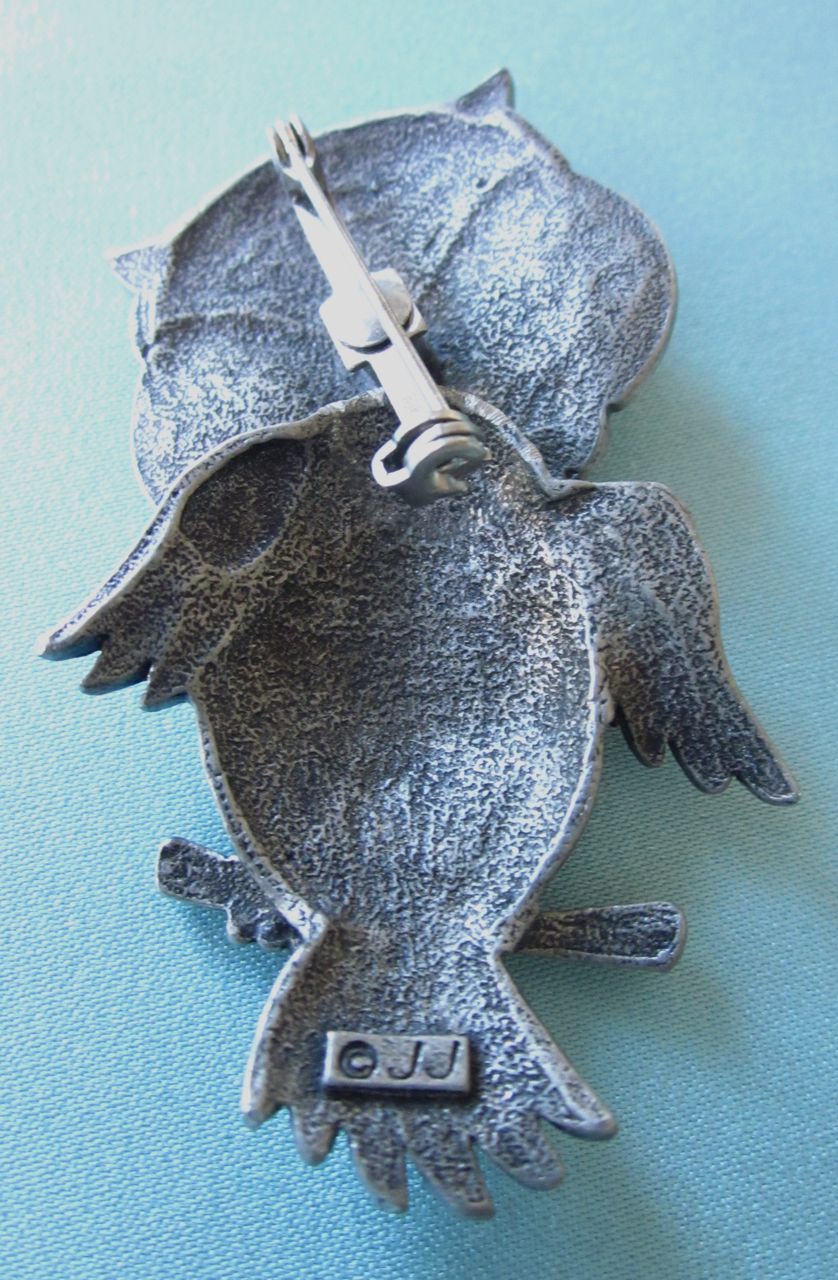 Vintage Jonette Hinged Swivel Owl Pewter Brooch Vintage Jonette Hinged Swivel Owl Pewter Brooch