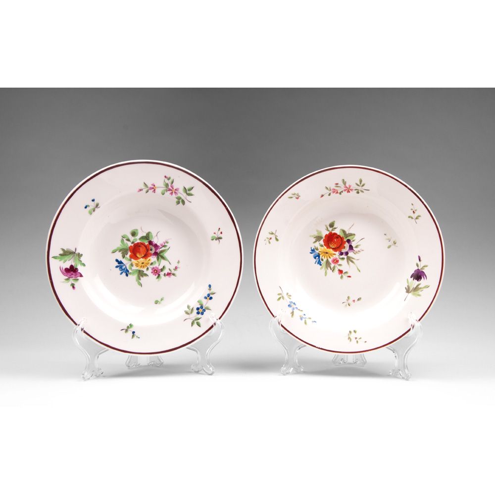 Pair of Chamberlain Worcester Soup Bowls, 1811-1820 Pair of Chamberlain Worcester Soup Bowls, 1811-1820
