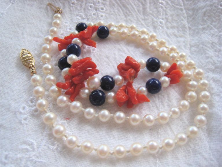 Pearl Lapis & Coral Necklace 14K Clasp Red White & Blue Pearl Lapis & Coral Necklace 14K Clasp Red White & Blue