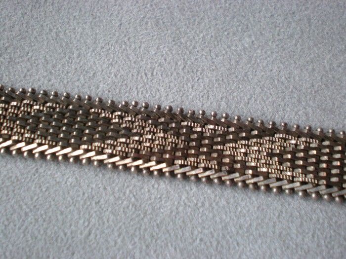 Fantastic Chevron Style Sterling Silver Bracelet Fantastic Chevron Style Sterling Silver Bracelet