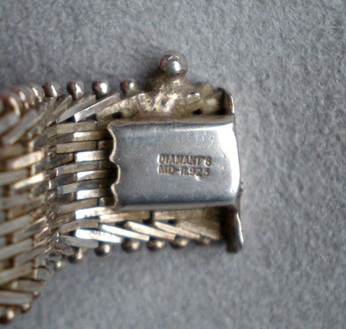 Fantastic Chevron Style Sterling Silver Bracelet Fantastic Chevron Style Sterling Silver Bracelet