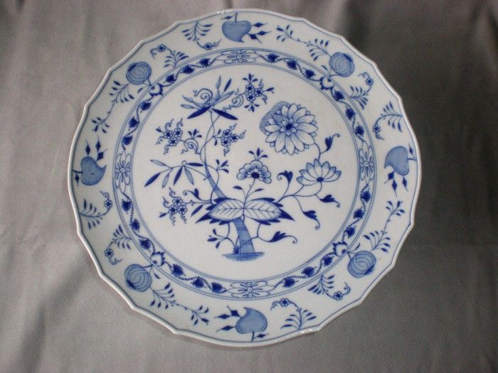 Magnificent Meissen "Blue Onion" 13" Cake Stand Magnificent Meissen "Blue Onion" 13" Cake Stand