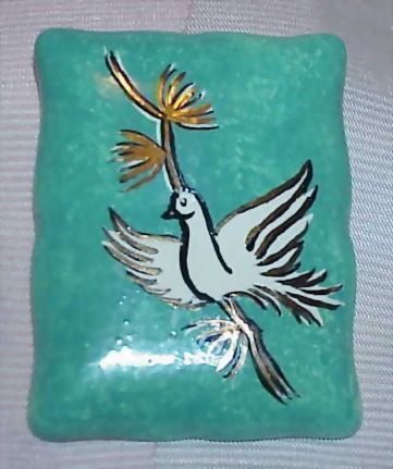 Lovely Little Hand Painted Porcelain Vanity Box Lovely Little Hand Painted Porcelain Vanity Box