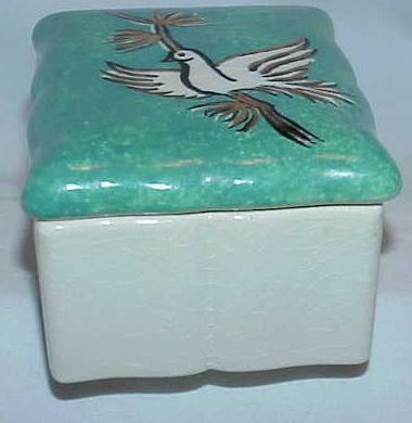 Lovely Little Hand Painted Porcelain Vanity Box Lovely Little Hand Painted Porcelain Vanity Box