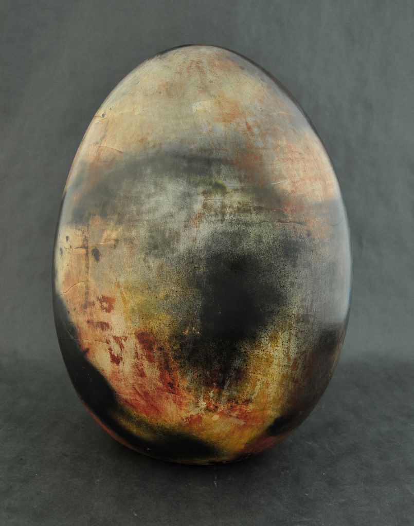 MAGNIFICENT Free Form Pottery Egg, Studio Sculpture MAGNIFICENT Free Form Pottery Egg, Studio Sculpture