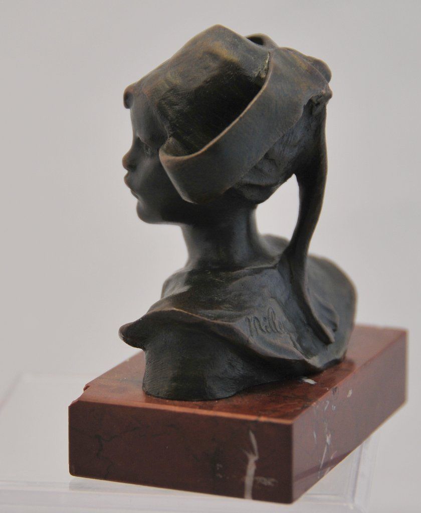 Ruth Anna Maria Miles, Bronze "Bust Of a Young Dutch Girl " Ruth Anna Maria Miles, Bronze "Bust Of a Young Dutch Girl "