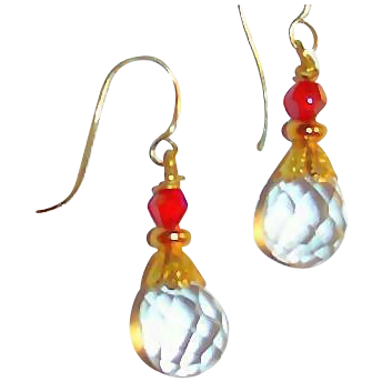 Petite Round Faceted Clear Briolette Earrings with Swarovski Crystals Petite Round Faceted Clear Briolette Earrings with Swarovski Crystals