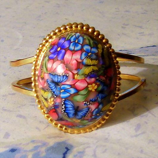 Polymer Clay Domed Gold Tone Bracelet Polymer Clay Domed Gold Tone Bracelet