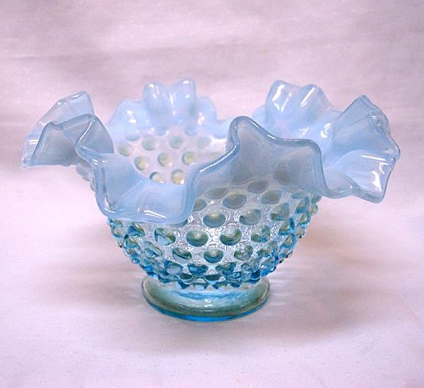 Fenton Blue Opalescent Hobnail Bowl 3927 Fenton Blue Opalescent Hobnail Bowl 3927