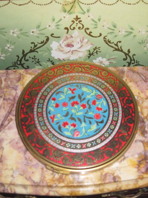 FABULOUS Large Vintage Colorful Enameled Volupte Compact! FABULOUS Large Vintage Colorful Enameled Volupte Compact!