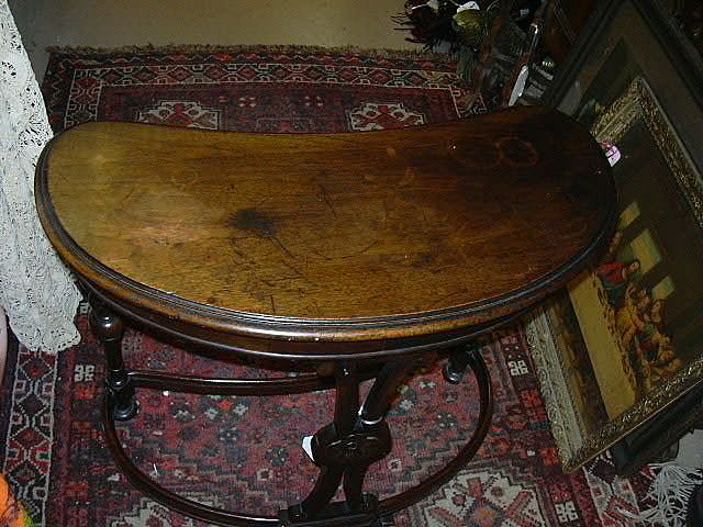 Rare Kidney Shaped Table Late Victorian Fine Furniture Rare Kidney Shaped Table Late Victorian Fine Furniture