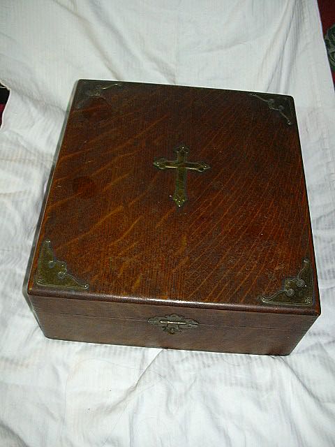Antique Wood Religious Box With Cross Antique Wood Religious Box With Cross