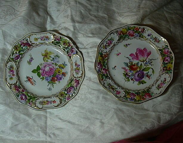 Set 8 Carl Thieme Antique Dresden Dessert Plates Hand Painted Flowers Set 8 Carl Thieme Antique Dresden Dessert Plates Hand Painted Flowers