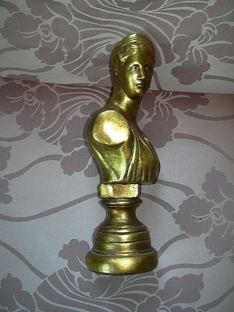 Pair Gold Gilt Busts Statues Italian Grecian Style Decorative Arts Pair Gold Gilt Busts Statues Italian Grecian Style Decorative Arts