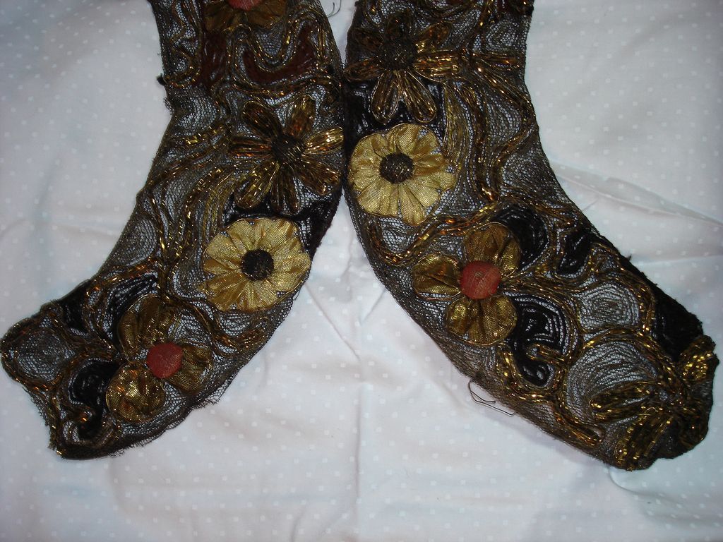 Cloth Of Gold Collar Or Pair Cuffs Antique Needlework Cloth Of Gold Collar Or Pair Cuffs Antique Needlework