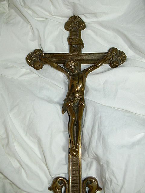 Church Altar Crucifix Chicago Foundry 28th Eucharistic Congress Souvenir 1926 Catholic Cross Church Altar Crucifix Chicago Foundry 28th Eucharistic Congress Souvenir 1926 Catholic Cross