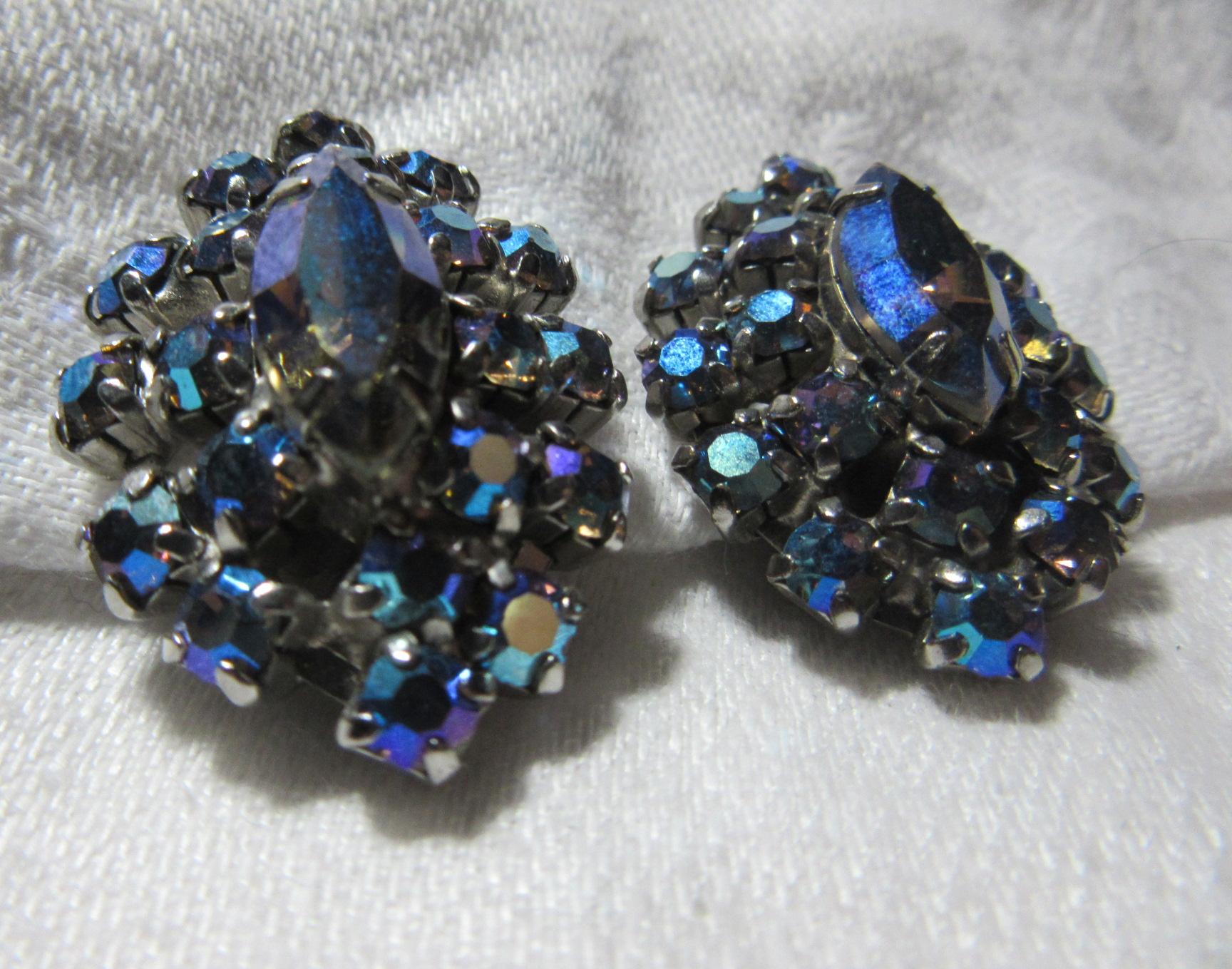 Vintage Blue Aurora Rhinestone Clip Earrings Vintage Blue Aurora Rhinestone Clip Earrings