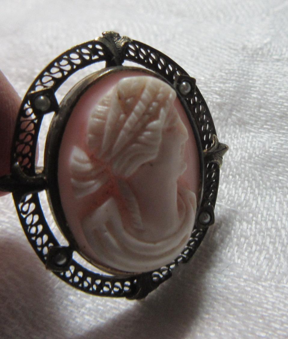 Old Unusual Carved Cameo Brooch Pin Fine Jewelry Old Unusual Carved Cameo Brooch Pin Fine Jewelry