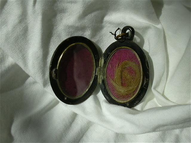 Antique English Horn Locket Mother Of Pearl Church Inlay Hair Souvenir Fine Mourning Religious Jewelry Antique English Horn Locket Mother Of Pearl Church Inlay Hair Souvenir Fine Mourning Religious Jewelry