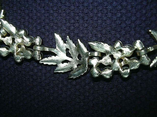 Item ID: J-590 In Shop's Backroom Item ID: J-590 In Shop's Backroom