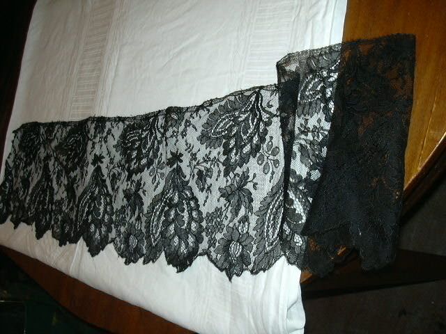 Black Antique Wide Fancy Lace Edging Black Antique Wide Fancy Lace Edging