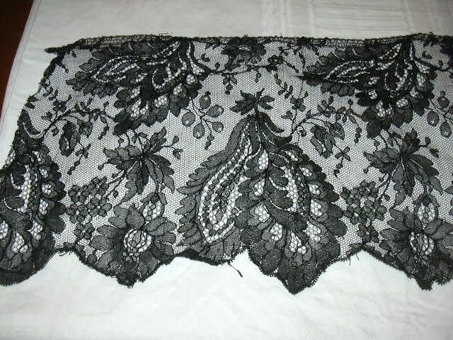 Black Antique Wide Fancy Lace Edging Black Antique Wide Fancy Lace Edging