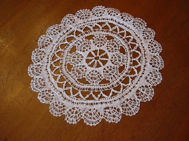 Set 10 Linen Lace Small Rounds Coasters Doilies Set 10 Linen Lace Small Rounds Coasters Doilies