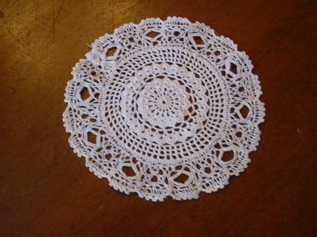Set 4 Crochet Linen Coasters Small Rounds Doilies Set 4 Crochet Linen Coasters Small Rounds Doilies
