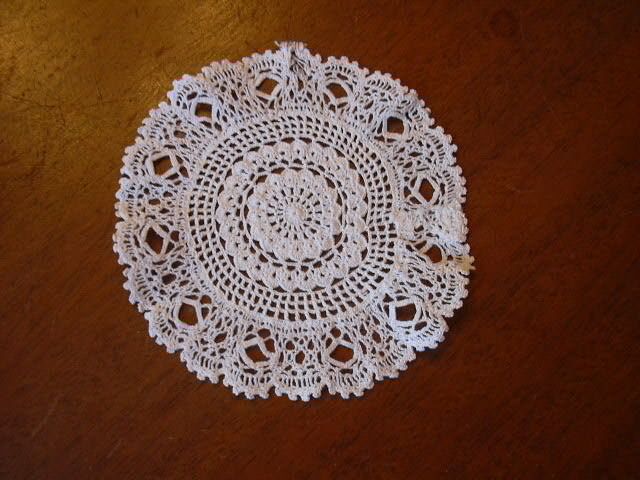 Set 4 Crochet Linen Coasters Small Rounds Doilies Set 4 Crochet Linen Coasters Small Rounds Doilies