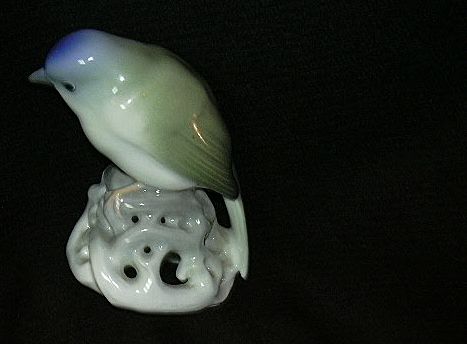 KPM Porcelain Bird Figurine KPM Porcelain Bird Figurine