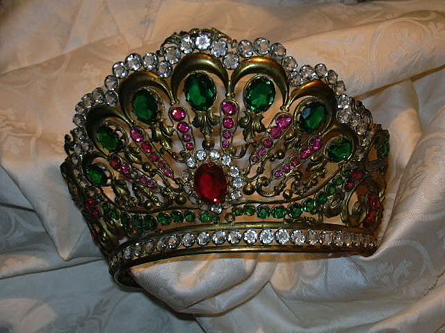 Old Italian Jeweled Crown For Santo Saint Virgin Mary Statue Old Italian Jeweled Crown For Santo Saint Virgin Mary Statue