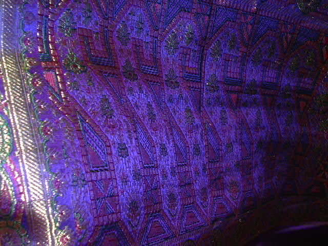 Vintage Indian Sari Purple Silk Fine Textiles Fabric of India Vintage Indian Sari Purple Silk Fine Textiles Fabric of India