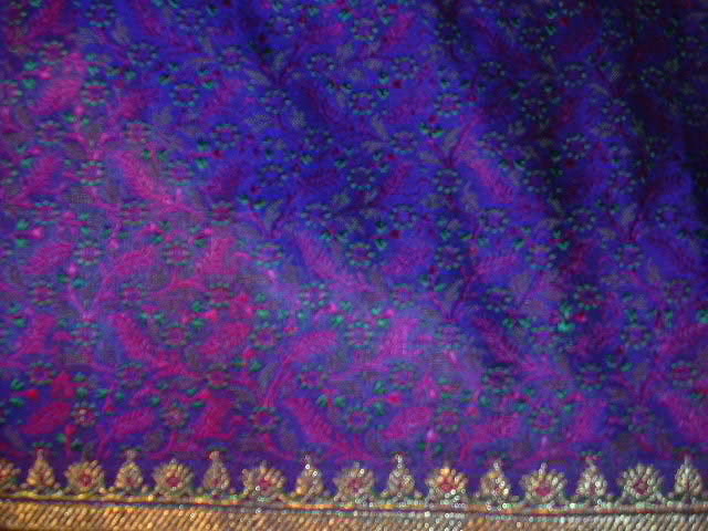 Vintage Indian Sari Purple Silk Fine Textiles Fabric of India Vintage Indian Sari Purple Silk Fine Textiles Fabric of India
