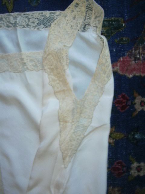 Old Fine Silk Gown With Lace Old Fine Silk Gown With Lace