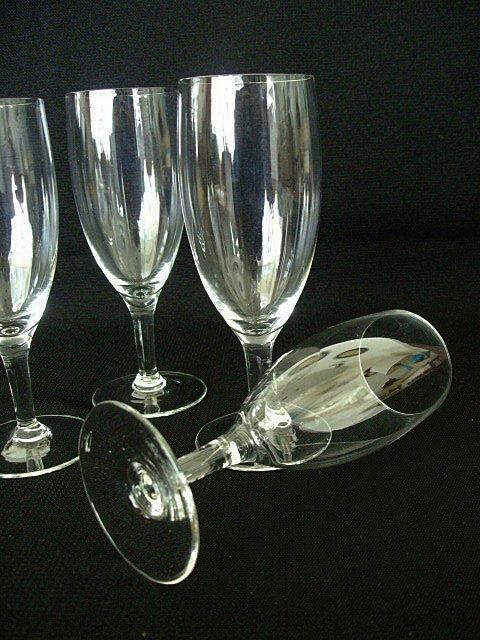 Set of Four Crystal Short Stemmed Wine Glasses Set of Four Crystal Short Stemmed Wine Glasses
