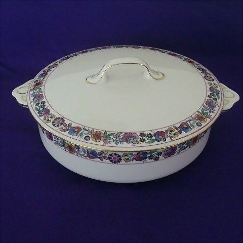Johnson Brothers Bagatelle Round Covered Vegetable Server Johnson Brothers Bagatelle Round Covered Vegetable Server