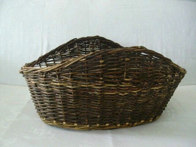 Large Hand Woven Grapevine Basket Large Hand Woven Grapevine Basket