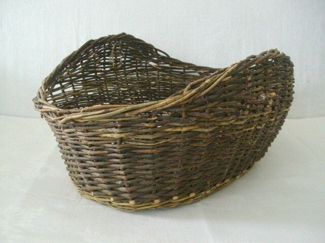 Large Hand Woven Grapevine Basket Large Hand Woven Grapevine Basket