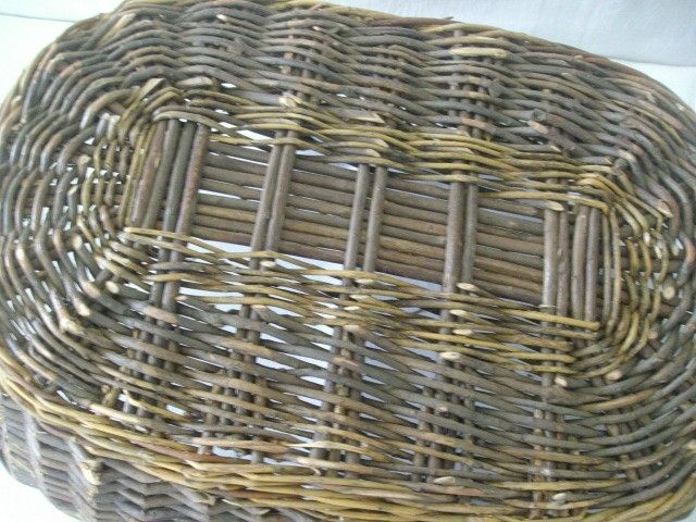 Large Hand Woven Grapevine Basket Large Hand Woven Grapevine Basket
