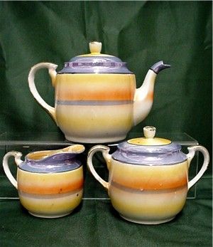 Lusterware Porcelain Luncheon or Dessert Set Service for 4 Lusterware Porcelain Luncheon or Dessert Set Service for 4